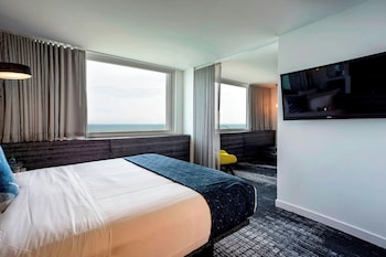 Suite, 1 Bedroom, Lake View
