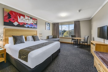 Deluxe Room, 1 King Bed