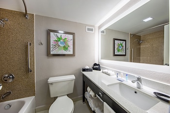 Standard Room, 2 Queen Beds, Non Smoking, Refrigerator & Microwave (Larger Room;with Sofabed)