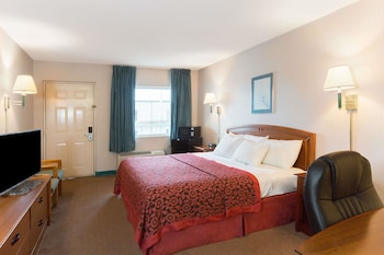Standard Room, 1 Queen Bed