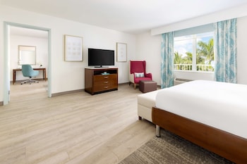 Suite, 1 King Bed, Non Smoking