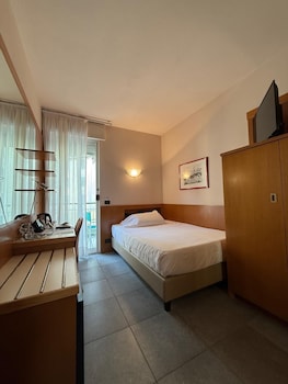 Standard Room, 1 Twin Bed, Garden View