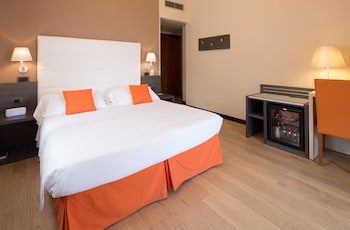 Standard Room, 1 Queen Bed, Terrace, Sea View
