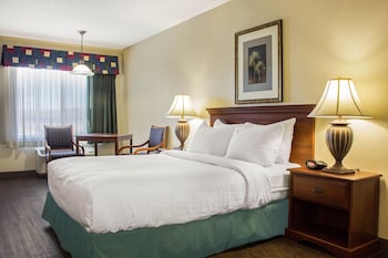 Standard Room, 1 Queen Bed, Non Smoking