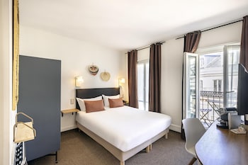 Superior Room, 1 Queen Bed, Smoking