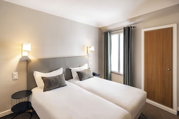 Comfort Room, 2 Twin Beds, Smoking