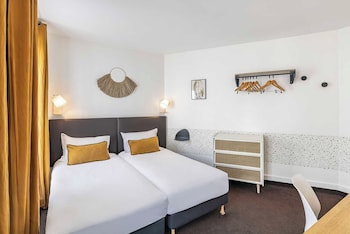 Superior Room, 2 Twin Beds, Smoking