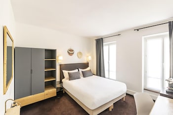 Superior Room, 1 Queen Bed, Smoking