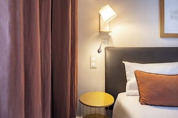 Comfort Room, 2 Twin Beds, Smoking