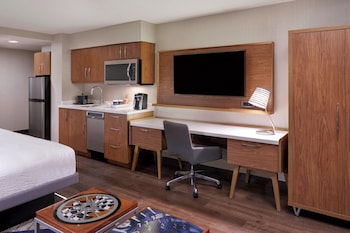 Studio, 1 King Bed with Sofa bed