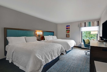 Room, 2 Queen Beds, Non Smoking
