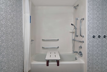 Room, 1 Queen Bed, Accessible, Non Smoking