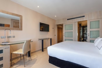 Premium Room, Connecting Rooms