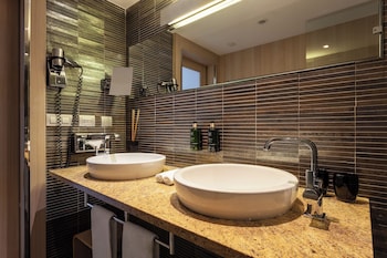 The Level, Premium Room