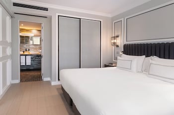 The Level, Suite, Terrace