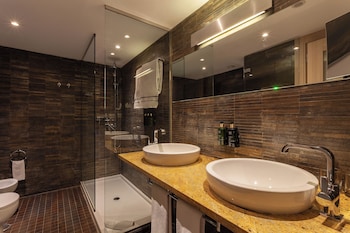 Room (Melia with Views Double Bed)