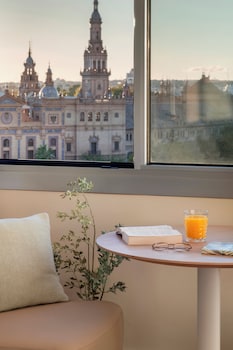 The Level, Suite, Terrace