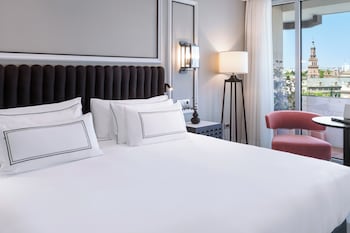 Premium Room, 2 Bedrooms (The Level)