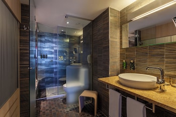 Room (Melia with Views Double Bed)