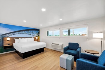 Suite, Multiple Beds, Non Smoking (Efficiency)