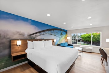 Standard Room, 1 King Bed, Non Smoking
