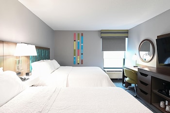 Room, 2 Queen Beds, Accessible, Non Smoking