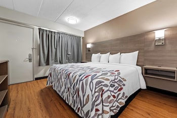 Deluxe Room, 1 King Bed (Smoke Free)