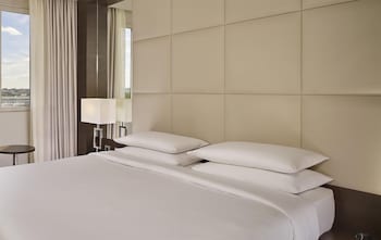 King Bed Room
