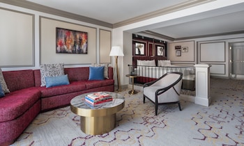 Newly Remodeled Premium Room, 2 Queen Beds, City View