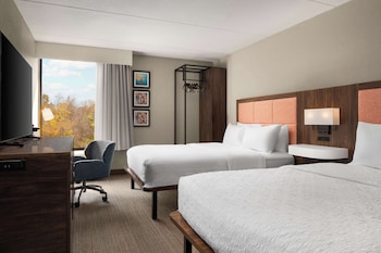 Room, 2 Queen Beds, Refrigerator