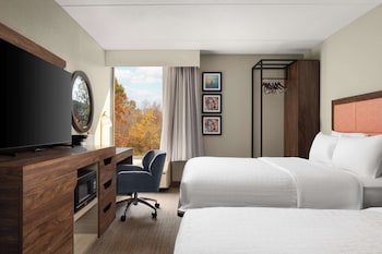 Room, 2 Queen Beds, Refrigerator