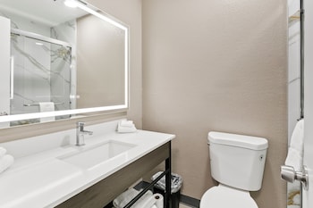 Deluxe Room, 1 King Bed, Non Smoking