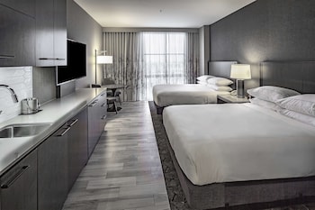 Room, 2 Queen Beds (High Floor)