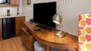 Deluxe Studio, Kitchenette, City View