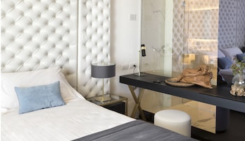 Luxury Triple Room