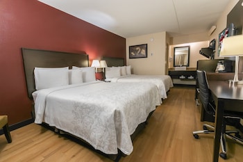 Standard Room, 2 Double Beds (Smoke Free)
