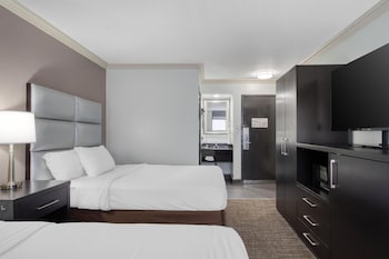 Standard Room, 2 Double Beds, Non Smoking, Refrigerator & Microwave