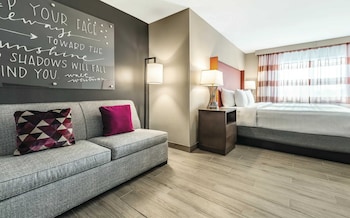 Executive Room, 1 King Bed, Accessible, Non Smoking (Mobility)