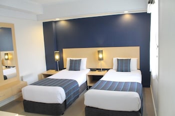 Basic Triple Room