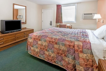 Standard Room, 1 Queen Bed, Non Smoking