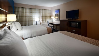 Standard Room, 2 Queen Beds, Non Smoking, Refrigerator & Microwave