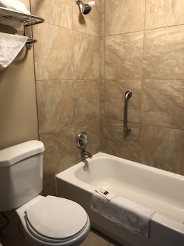 Standard Room, 2 Queen Beds