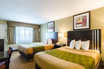 Standard Room, 2 Queen Beds, Non Smoking