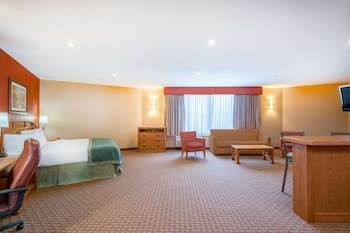 Deluxe Suite, 1 King Bed, Non Smoking