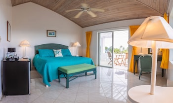 Superior Room, 1 King Bed, Ocean View