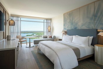 Deluxe Room, 1 King Bed