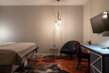 Classic Room, No Windows (Sleeper)