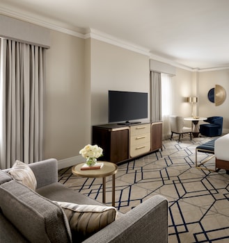 Grand Room, 2 Queen Beds, Non Smoking, River View (Deluxe)