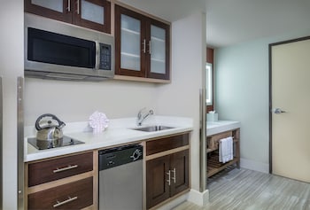 Suite, Multiple Beds (1 Bedroom Suite with Full Kitchen)