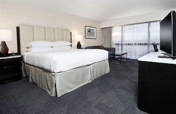 Premium Room, 1 King Bed